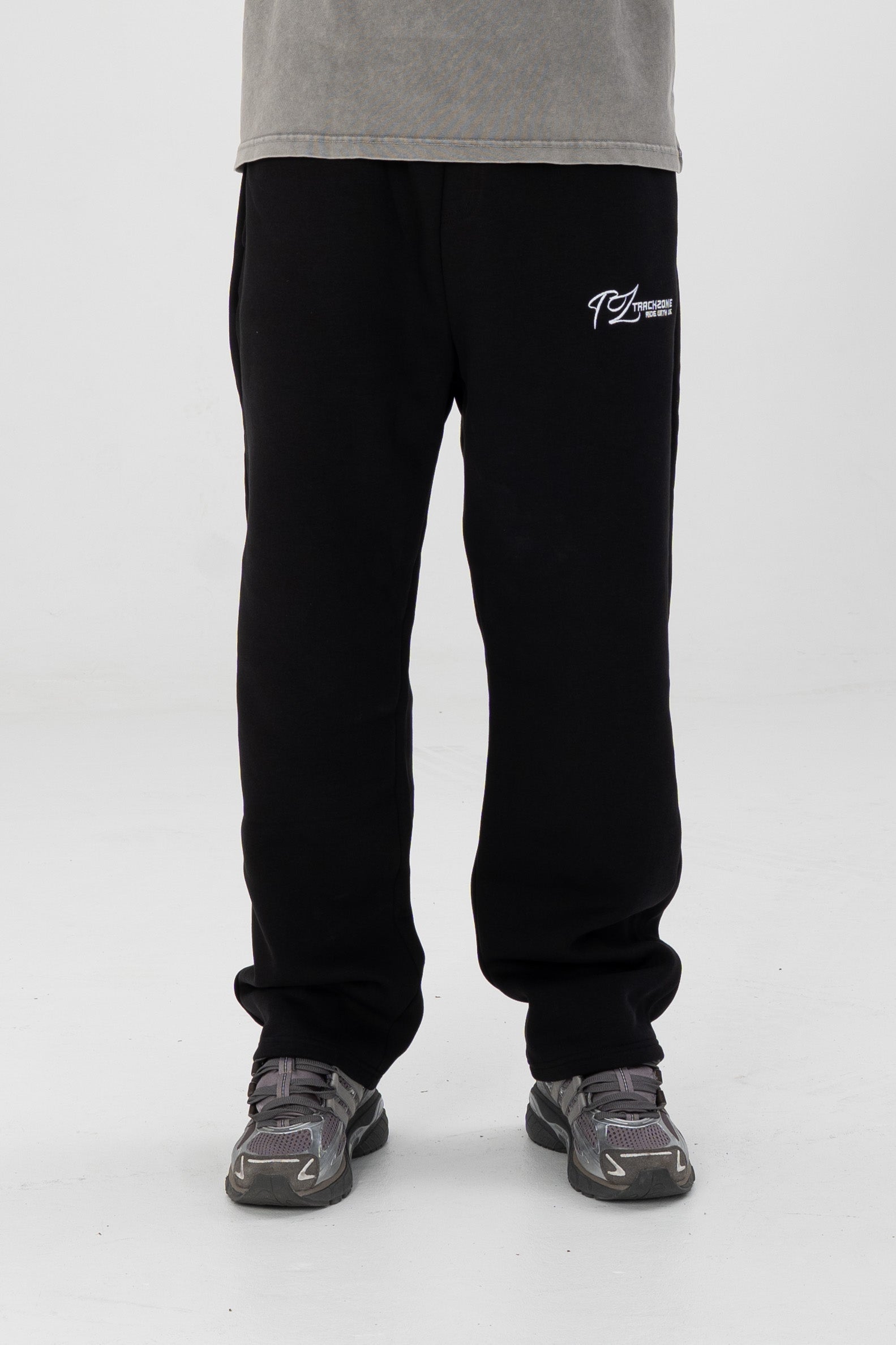 BASIC TRACK PANTS
