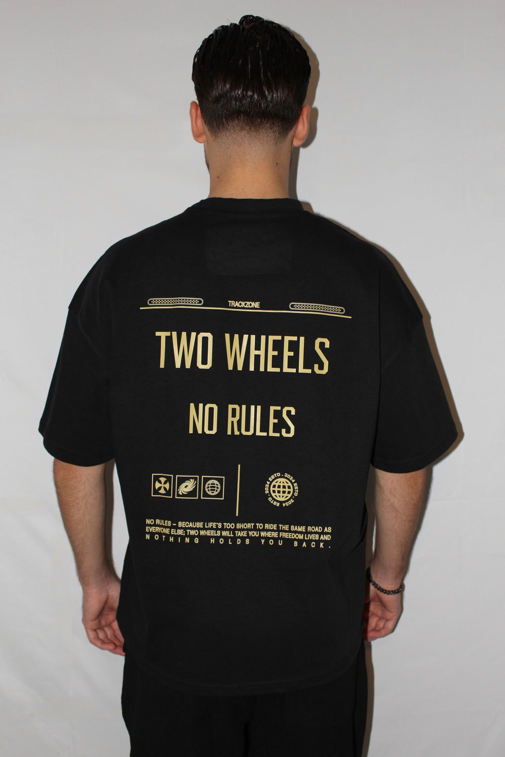 TWO WHEELS NO RULES TEE BLACK
